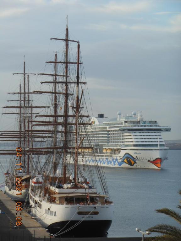 Апартаменты Atico La Marina Пуэрто-дель-Росарио Экстерьер фото